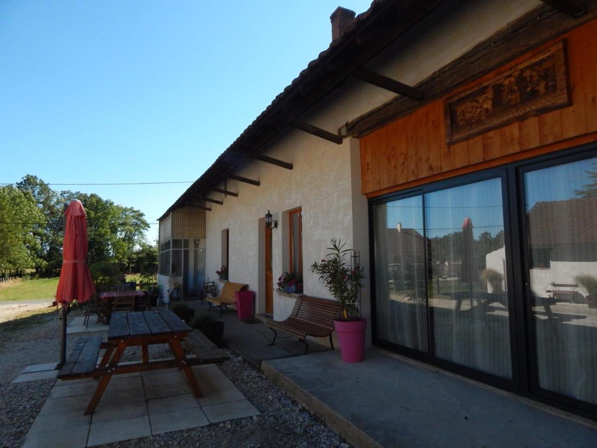 Gite Chez Marcel Et Bea La Chapelle-Saint-Sauveur  Εξωτερικό φωτογραφία